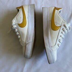 Nike White and Gold Sneakers Classic Design